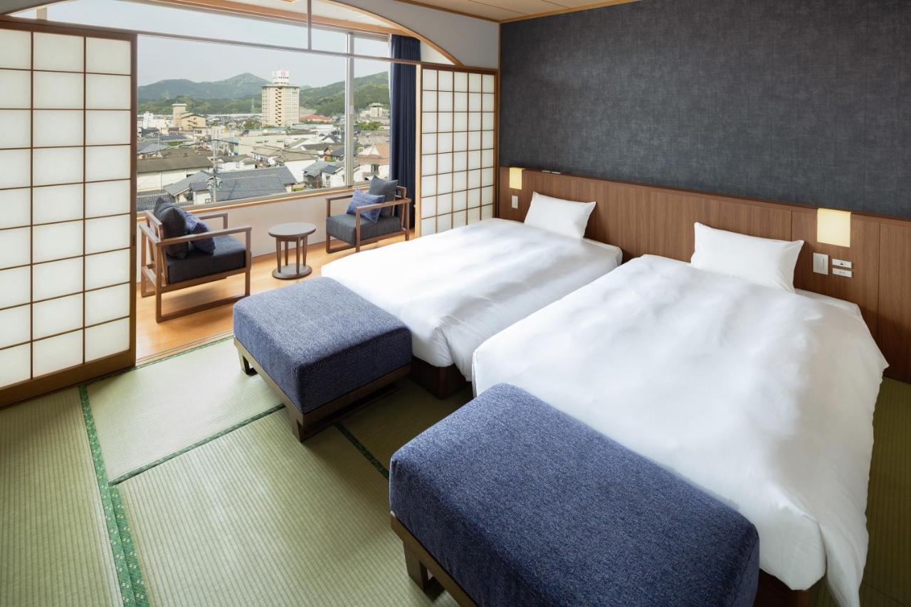 Hotel Sakura Урешино Екстериор снимка